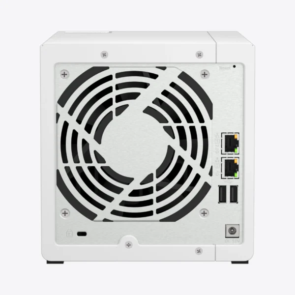 Servidor de almacenamiento NAS QNAP TS-433 vista trasera puertos de red 2.5GbE y ventilador